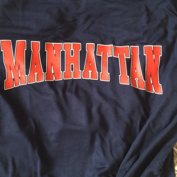 Blue Manhattan shirt // new without tag - Picture 3 of 4